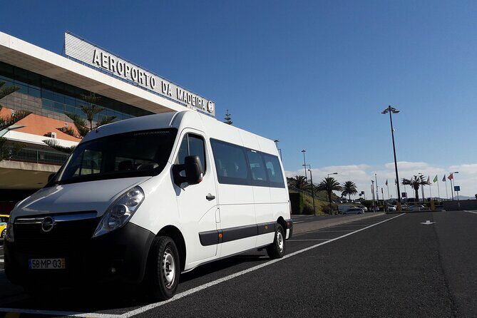 Transfer Privado e Confiável: Aeroporto → Funchal (ou vice-versa) - Key points before you land in Madeira