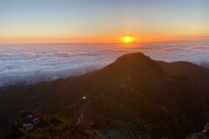 Transfer to Picos da Madeira - Pico do Arieiro and Pico Ruivo - The value of transport: you’re buying time and peace of mind
