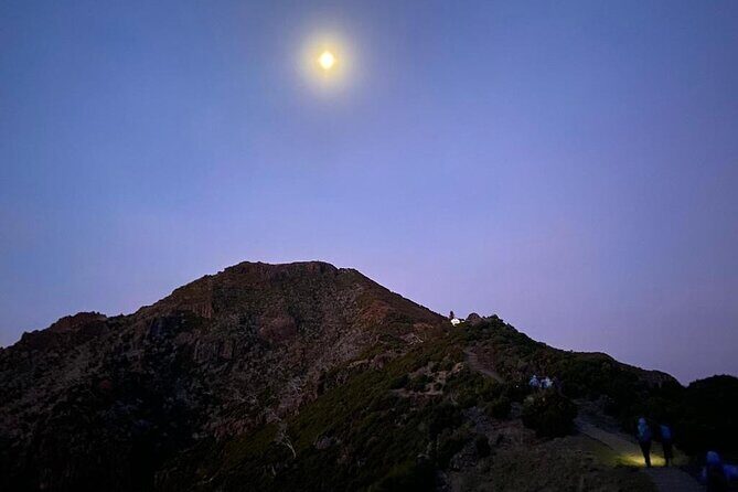 Transfer to Picos da Madeira - Pico do Arieiro and Pico Ruivo - The Achada do Teixeira pickup and your finish