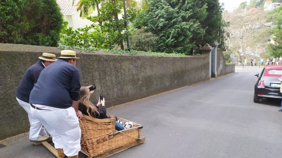 Tuk Tuk Monte Toboggan - Madeira Island - Tuk Tuk to Monte Toboggan: what makes this trip feel special